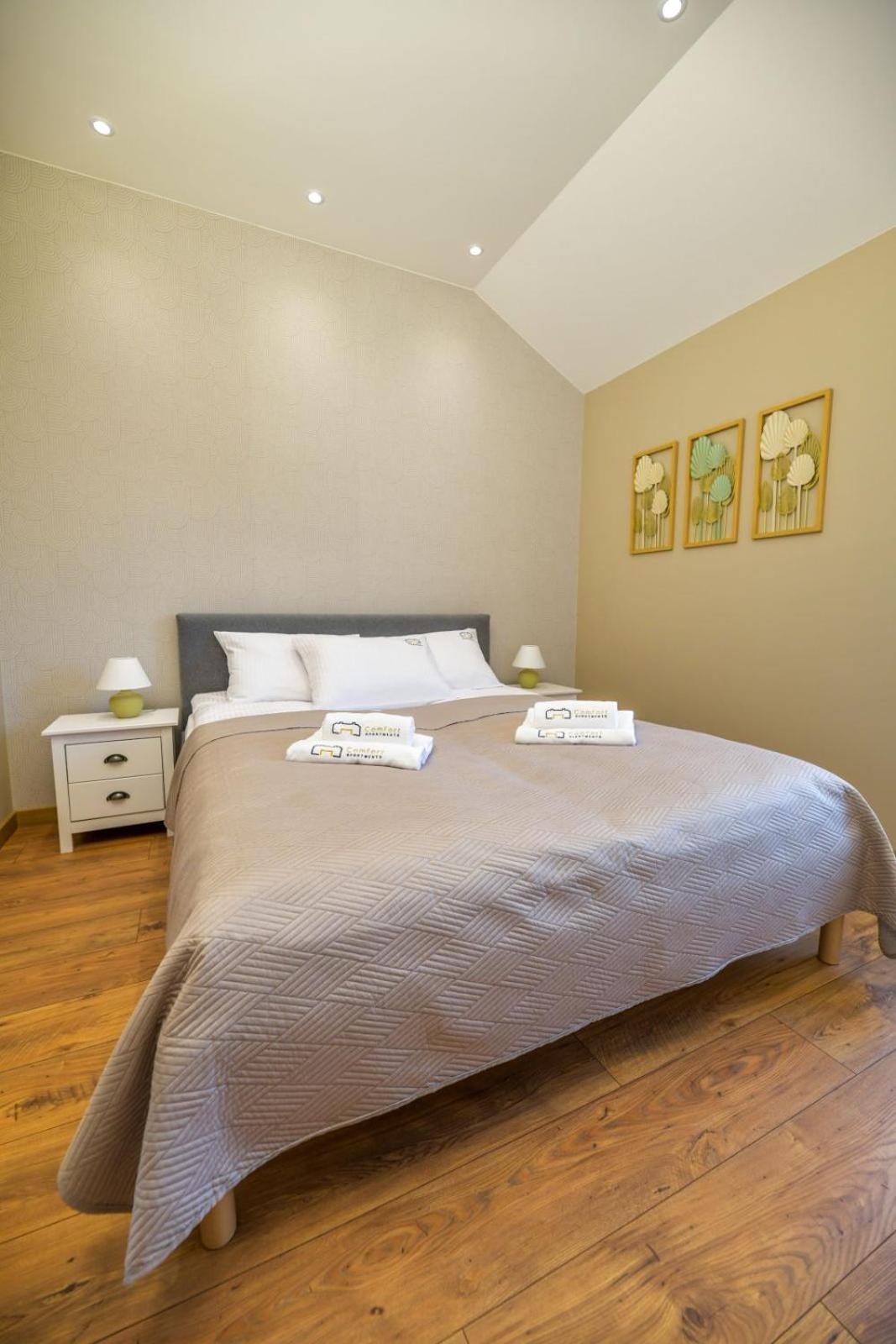 Comfort Apartments 奥斯威辛 外观 照片